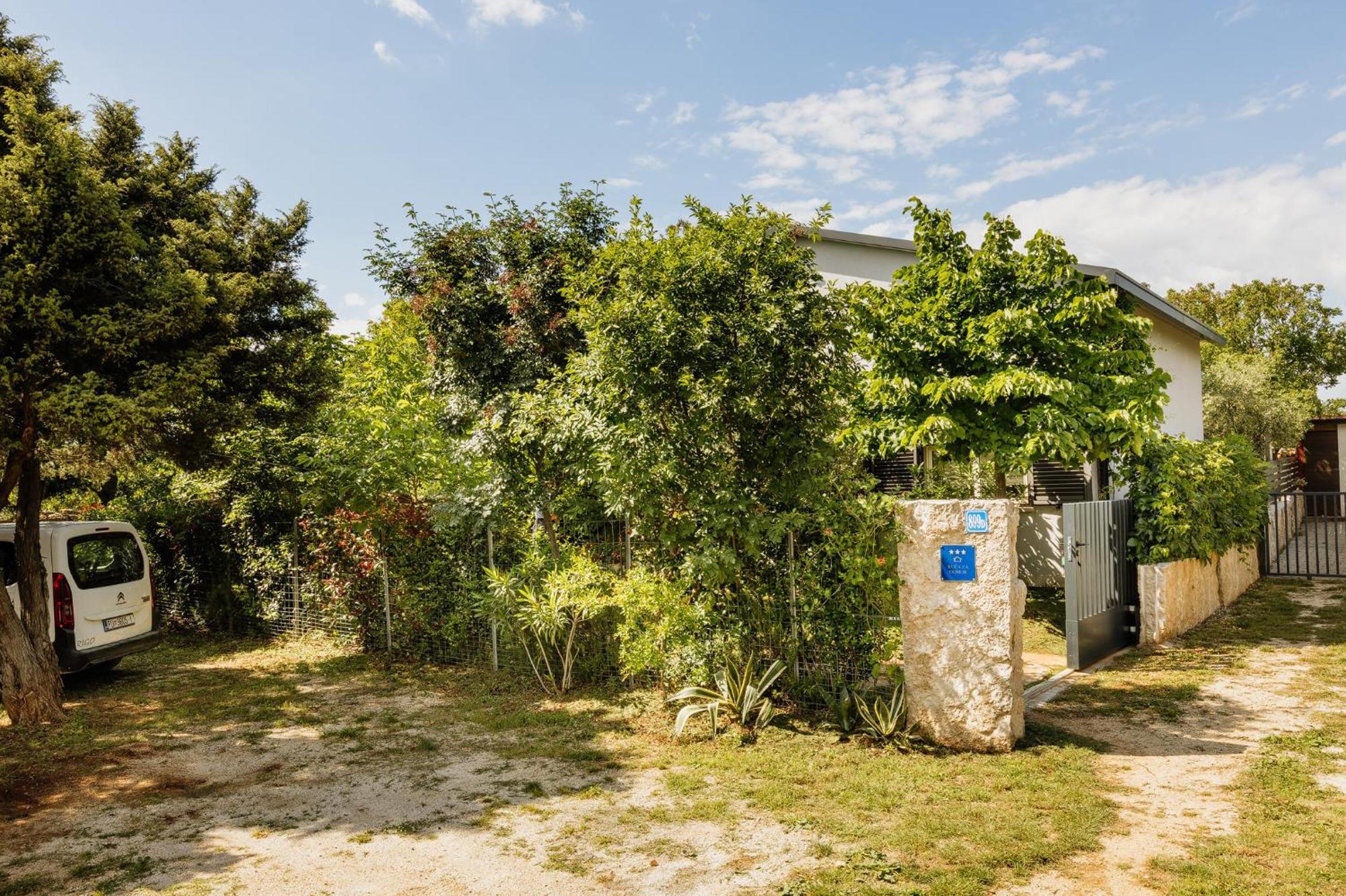 Peroj'S Green Oasis - Holiday Home Exterior foto